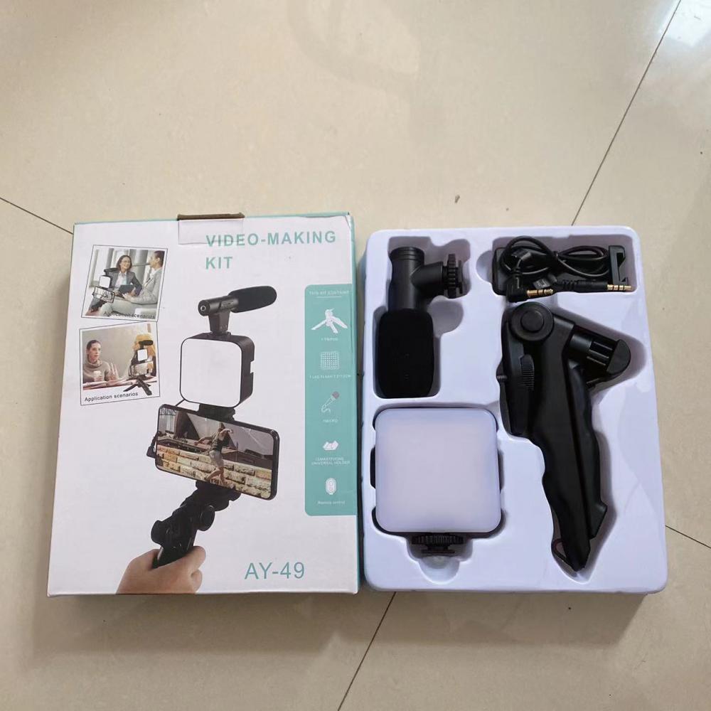 4 in 1 Smartphone & Camera Vlogging Kit For Live Streaming
